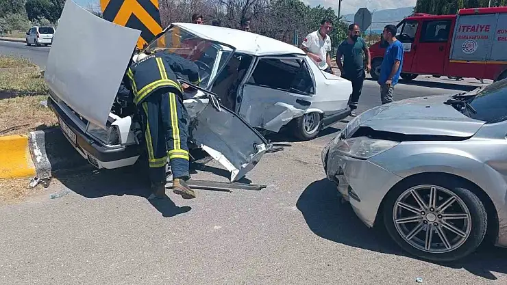 Van'da trafik kazası: 14 yaralı