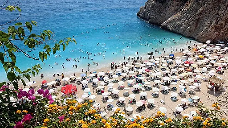 Bu yılın ilk 5 ayında 18 milyon turistin tercihi Türkiye oldu
