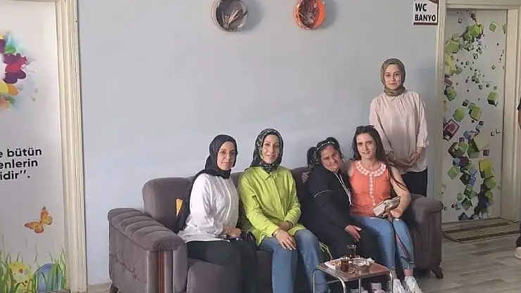 Özel Bakım Merkezlerine Anlamlı Ziyaret