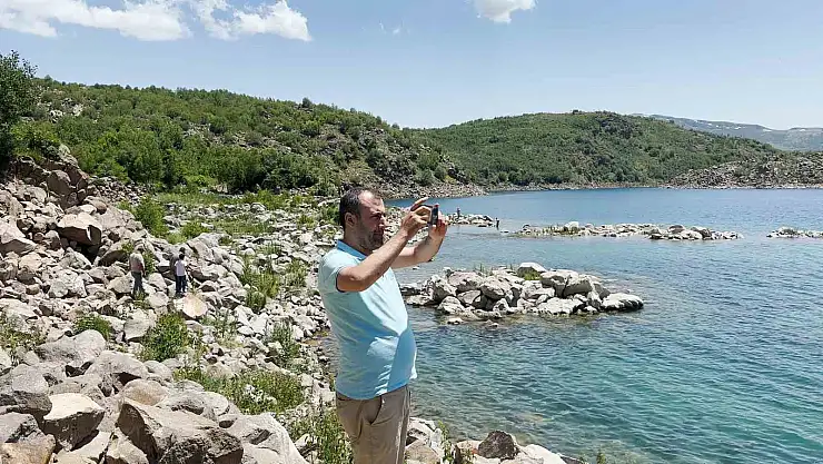 Nemrut Krater Gölü turistleri ağırlıyor