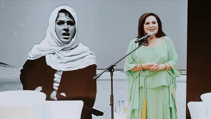 Türkan Şoray, Van Kültür Yolu Festivali'nde sevenleriyle buluştu