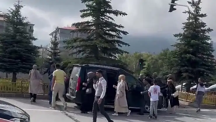 Erzurum'da yol verme kavgası