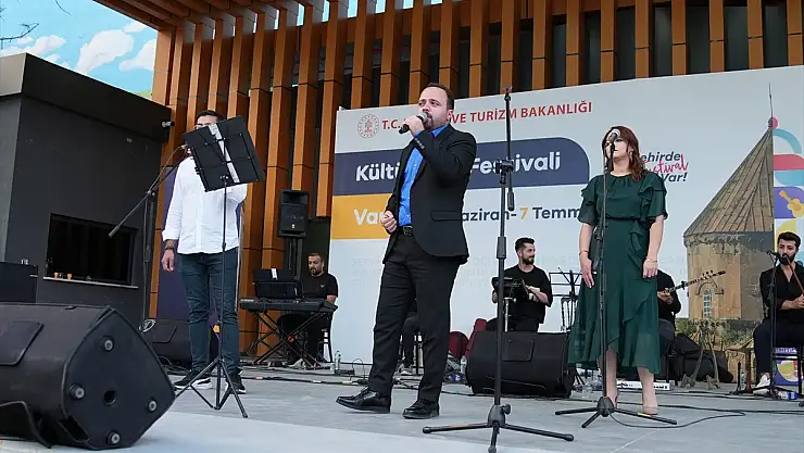 Van Kültür Yolu Festivali devam ediyor