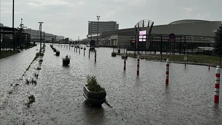 Meteorolojiden Erzurum, Kars, ve Ardahan kuvvetli yağış uyarısı
