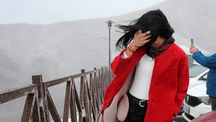 Ağrı için şiddetli fırtına uyarısı