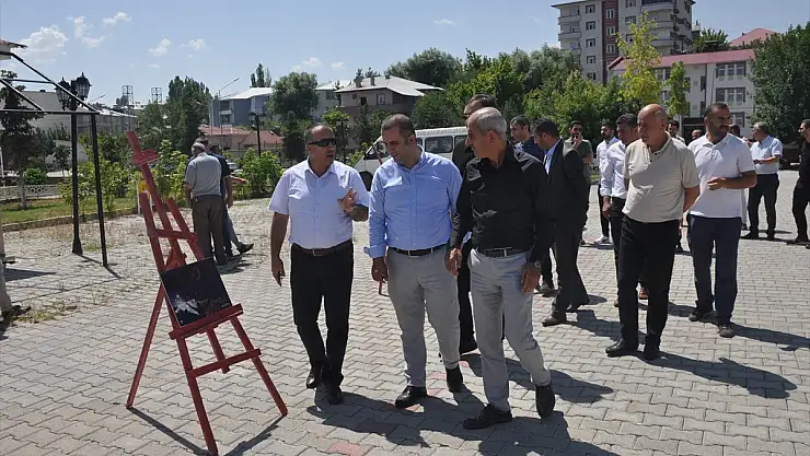 Muş'ta 15 Temmuz konulu fotoğraf sergisi açıldı
