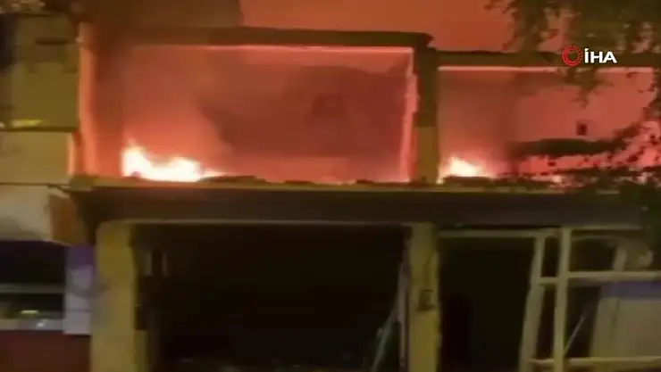 Kars'ta metruk binada çıkan yangın söndürüldü