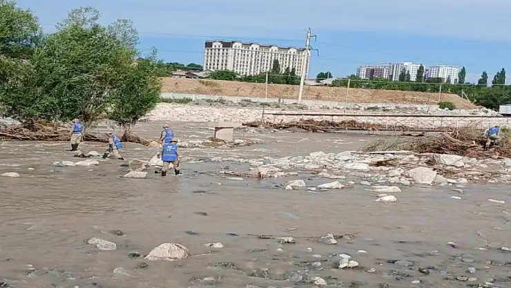 Kırgızistan'daki selde can kaybı 4'e yükseldi