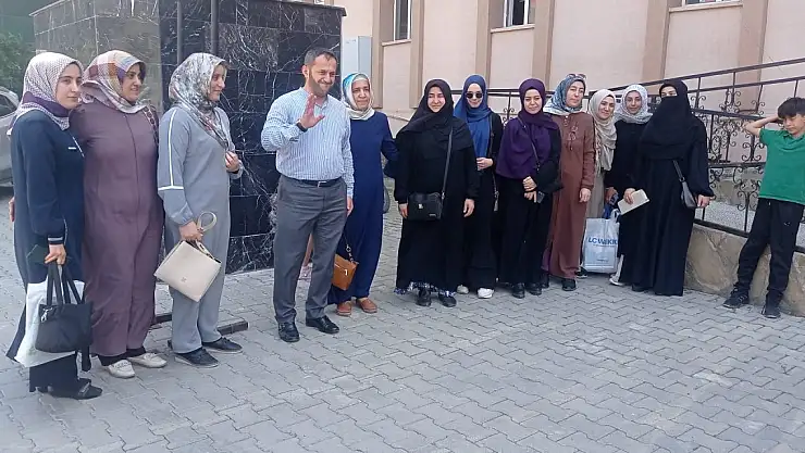 Sevilen müftü veda etti
