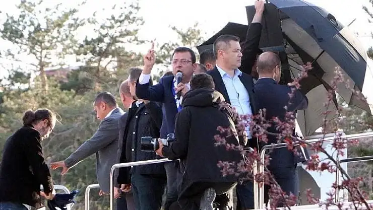 Erzurum'da İmamoğlu'na taşlı saldırı davasında 28 sanığa ceza