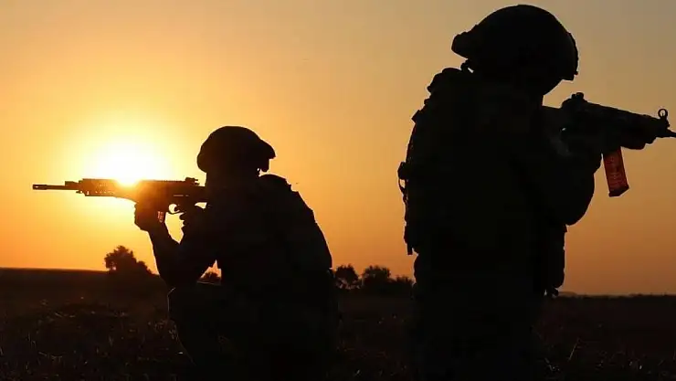 Irak'ın kuzeyindeki barınma alanlarından kaçan 3 PKK'lı terörist teslim oldu