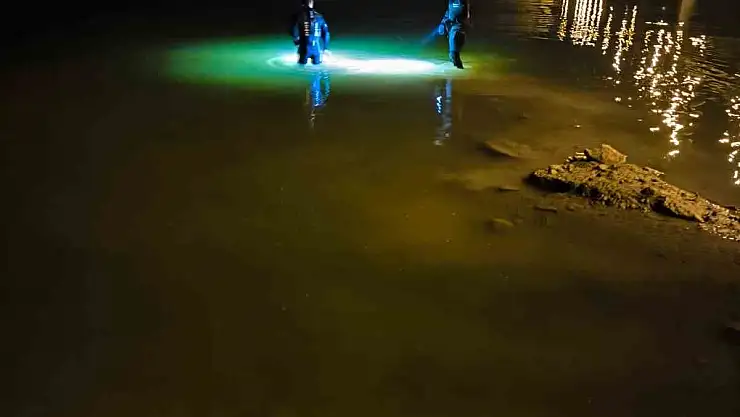 Serinlemek için girdiği Dicle Nehri'nde boğuldu