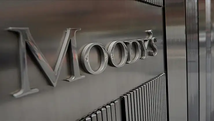 Moody's, Türkiye'nin kredi notunu iki kademe artırdı