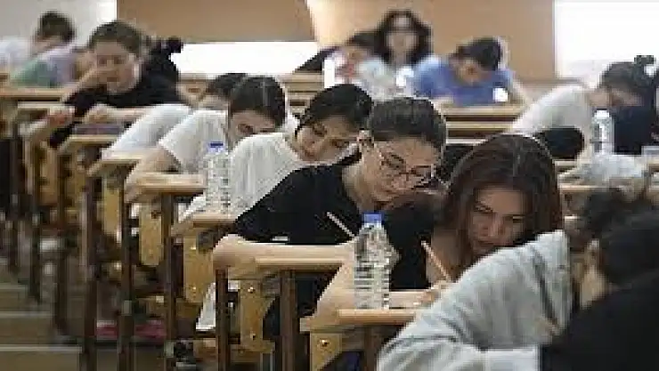 Iğdırlı öğrenci LGS sınavındaki başarısını YKS'de de Türkiye derecesiyle sürdürdü