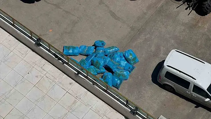 Diyarbakır'da işyerine uyuşturucu baskını