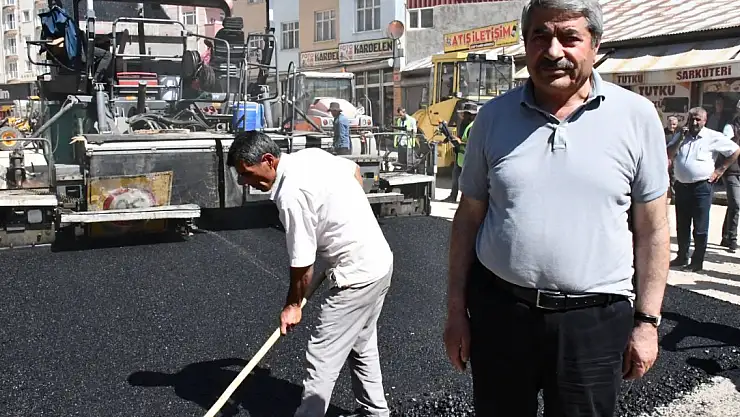 Patnos'a ilk asfalt döküldü
