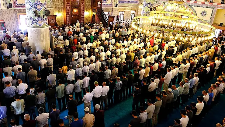 Van'da Heniyye için gıyabi cenaze namazı kılındı