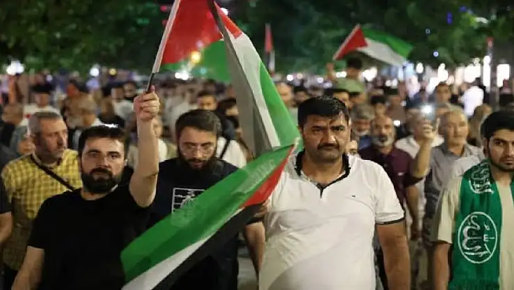 Erzurum, Ardahan ve Kars'ta Heniyye suikastı protesto edildi