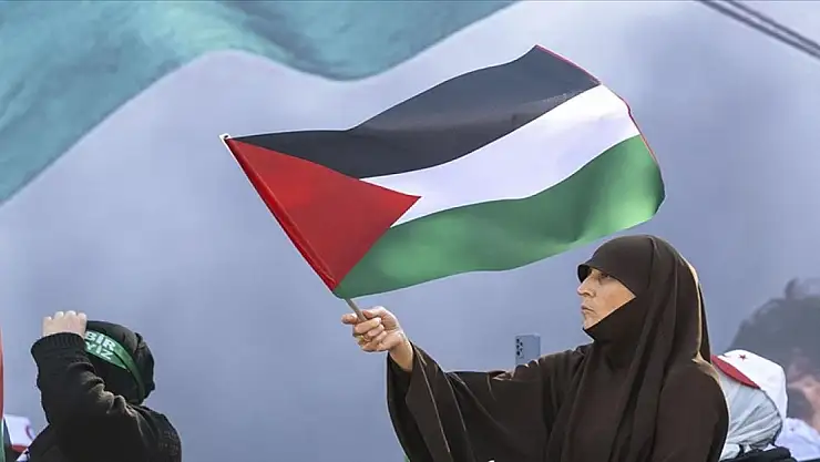 Türkiye'de gençlerin yüzde 96'sı Filistin'i destekliyor