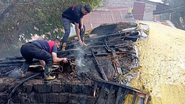 Ağrı'da kömürlük yangını