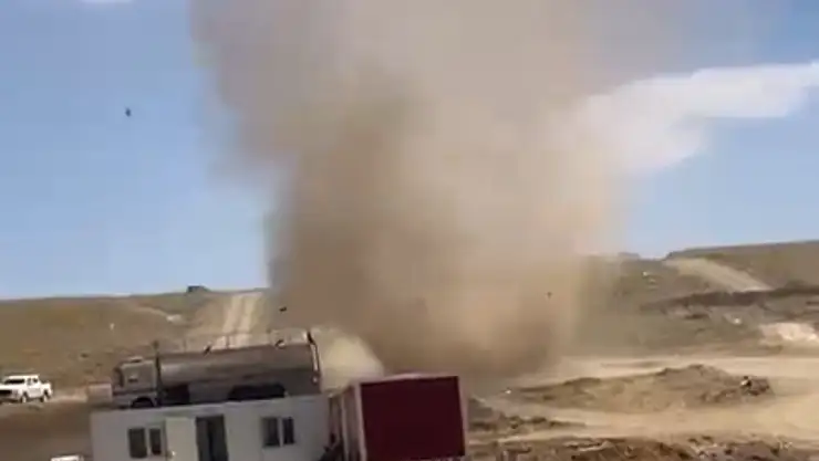 Muş'ta çıkan hortum korkuttu