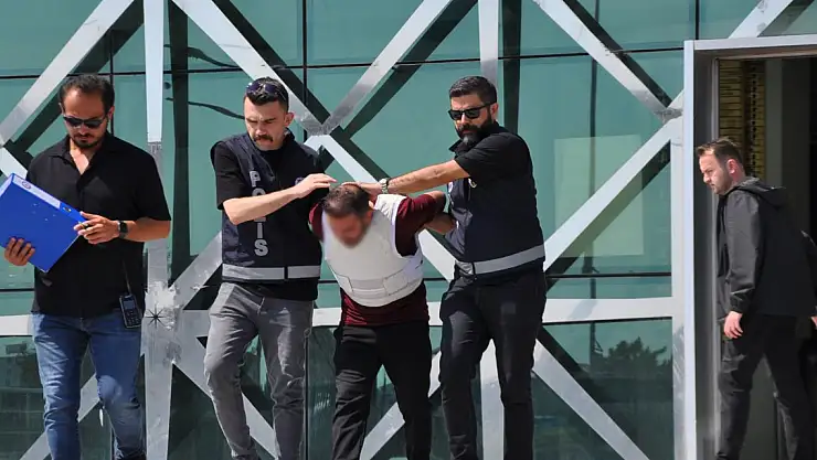 Cinayetten aranıyordu! İran'a kaçarken yakalandı