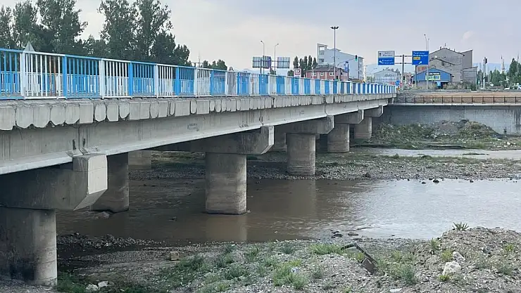 Murat Nehri'nin Debisi Düşüyor