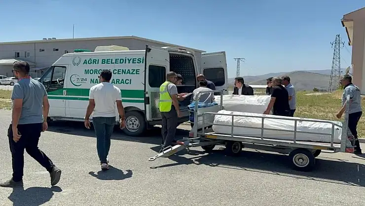 Feci kazada hayatını kaybedenlerin cenazesi Ağrı'ya getirildi