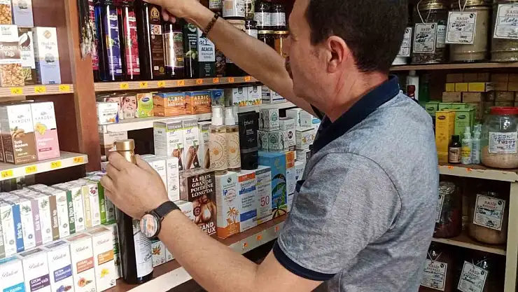 Hem hararete hem de klima çarpmasına iyi gelen bitkisel karışımın satışları yoğunlaştı