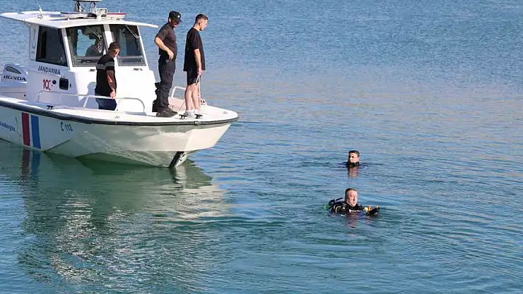 Baraj gölüne giren genç kayboldu, arama çalışmaları sürüyor