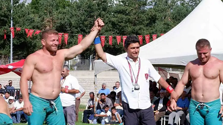 Erzurum'da Balaban kardeşler birbirine rakip oldu