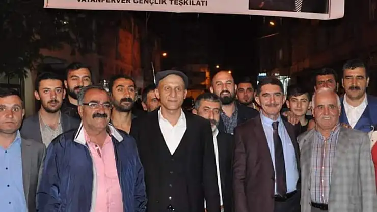 Ekrem Çelebi Vatan Perver Gençlik Teşkilatını Ziyaret Etti
