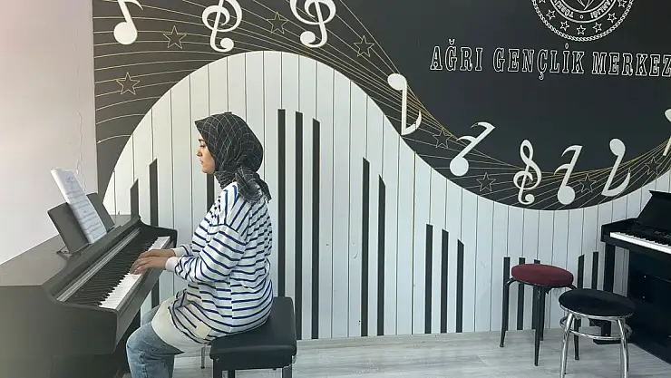 Yaz Kurslarında Yeni Moda Piyano