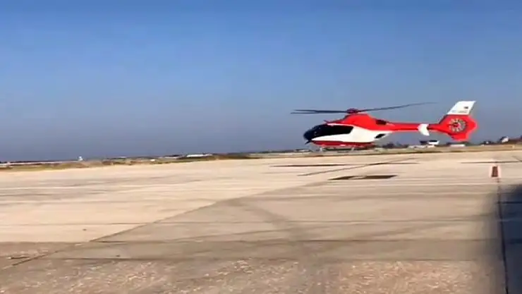 Van'da Doğum hastası için ambulans helikopter havalandı