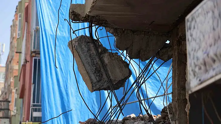 Diyarbakır'da yıkım kararı verilen binalardan çıkan demir oranı şaşırttı