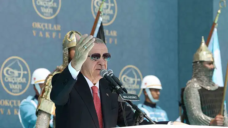 Cumhurbaşkanı Erdoğan'dan Malazgirt zaferi coşkusu