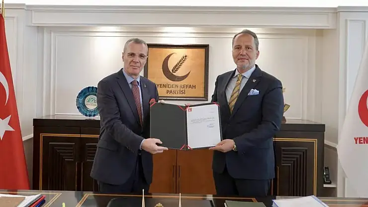 Yeniden Refah Partisi Ağrılı isme emanet