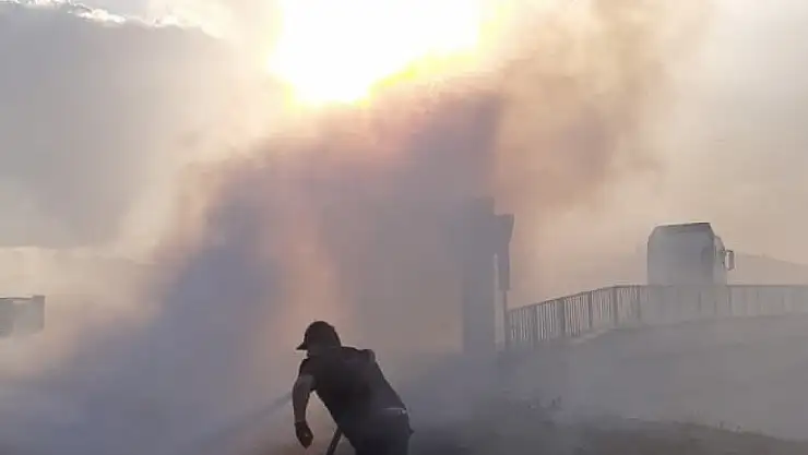 Seyir halindeki Tırda yangın çıktı
