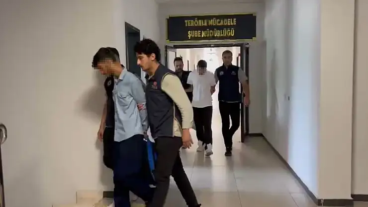 Toplu taşıma araçlarının sistemlerini hackleyen 2 şüpheli Diyarbakır'da yakalandı