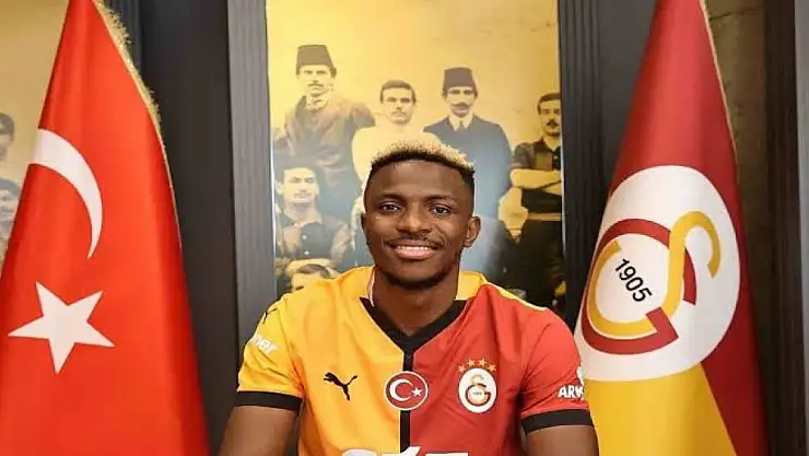 Victor Osimhen'i resmen açıkladılar
