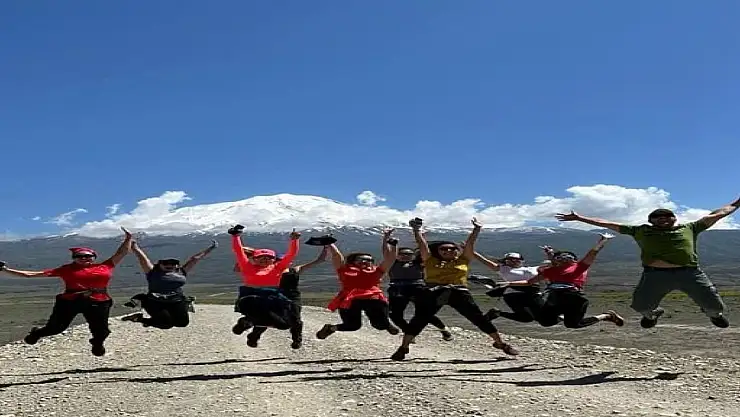 Ağrı Dağı Kadınların Gözdesi
