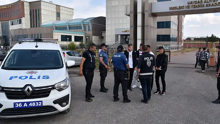 Kars'ta okul çevrelerine sıkı denetim