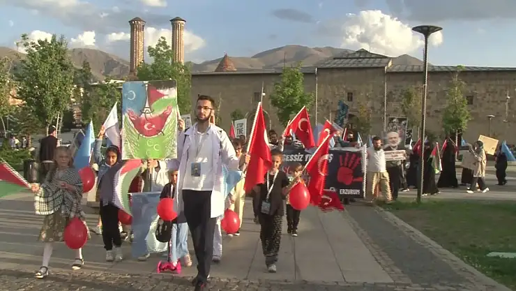 Erzurum'da İsrail'e sessiz protesto yürüyüşü
