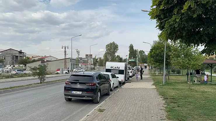 Tatvan'da bıçaklı saldırı