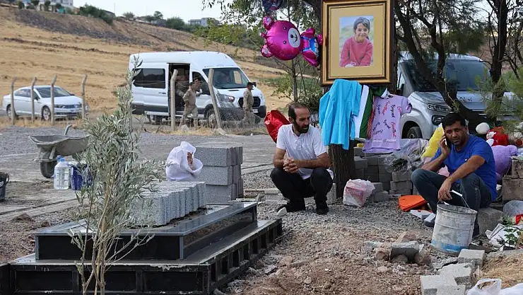 Diyarbakır'da Bağlar Kaymakamı Pendik, Narin için şiir yazdı