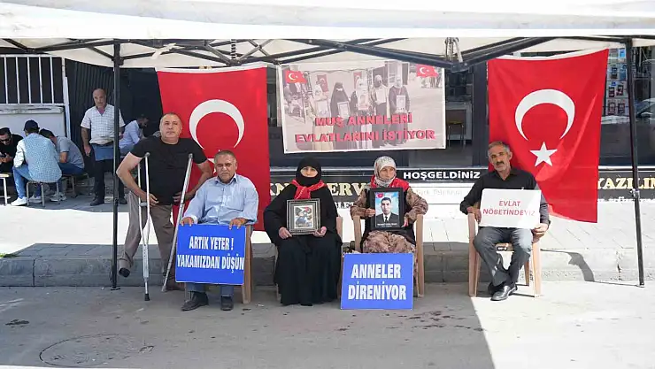 Muş'ta annelerin evlat nöbeti 163 haftadır sürüyor