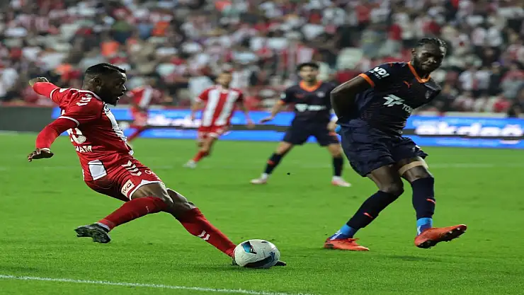 Samsunspor kendi sahasından mutlu ayrıldı
