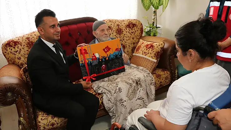 Erzurum'da devlet korumasındaki çocuklardan Kore gazisine anlamlı ziyaret