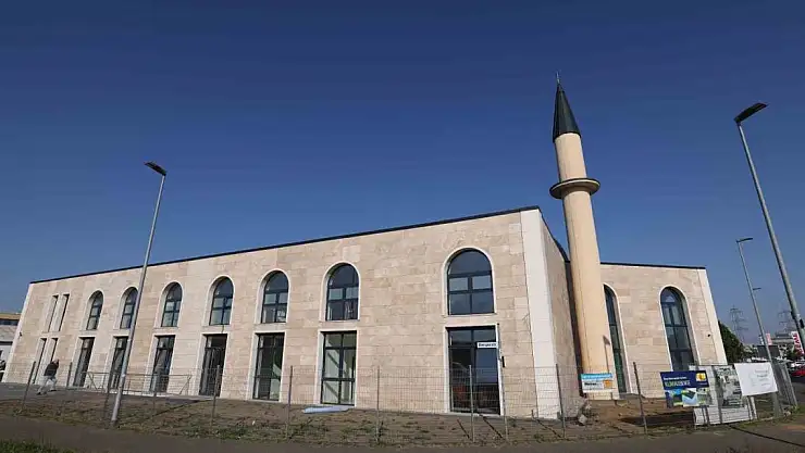 Almanya'da Camii Açılışı Gerçekleştirildi