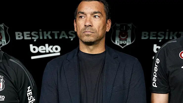 3 Maçı Ard Arda Kazanan İlk Teknik Direktör: Giovanni van Bronckhorst
